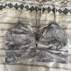 Luluemon sports bra